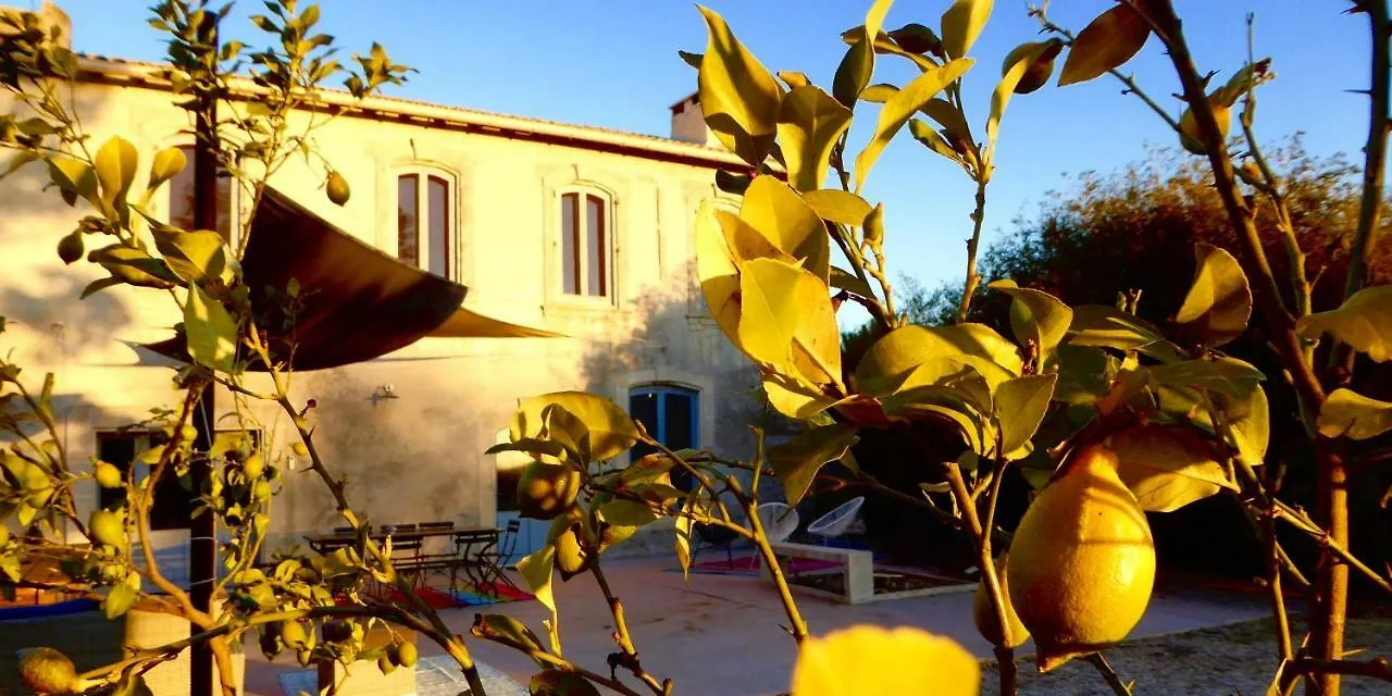 Bed and Breakfast Le Mas Montredon à Arles